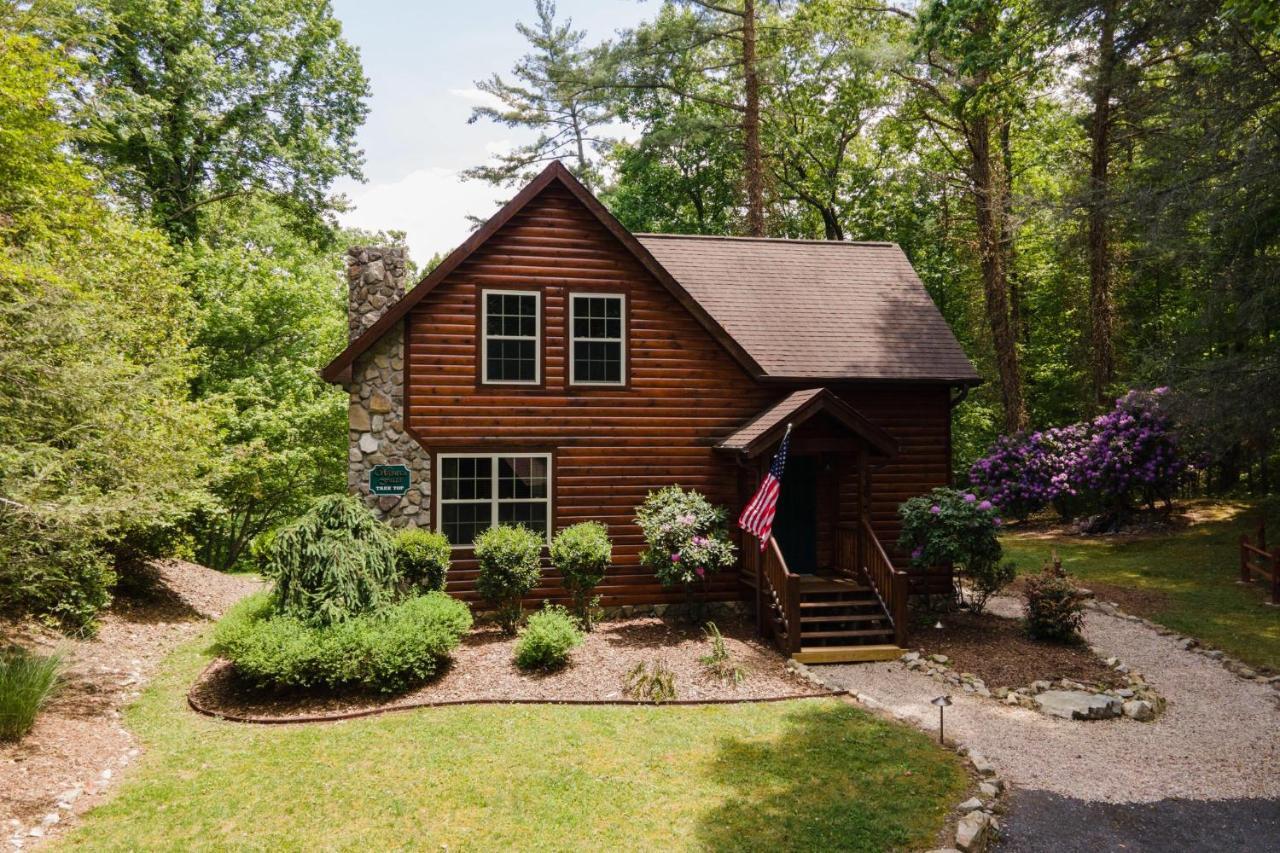 Tree Top Lodge: Lakeside Cabin Retreat with Hot Tub and Mountain Views Butler Exterior photo